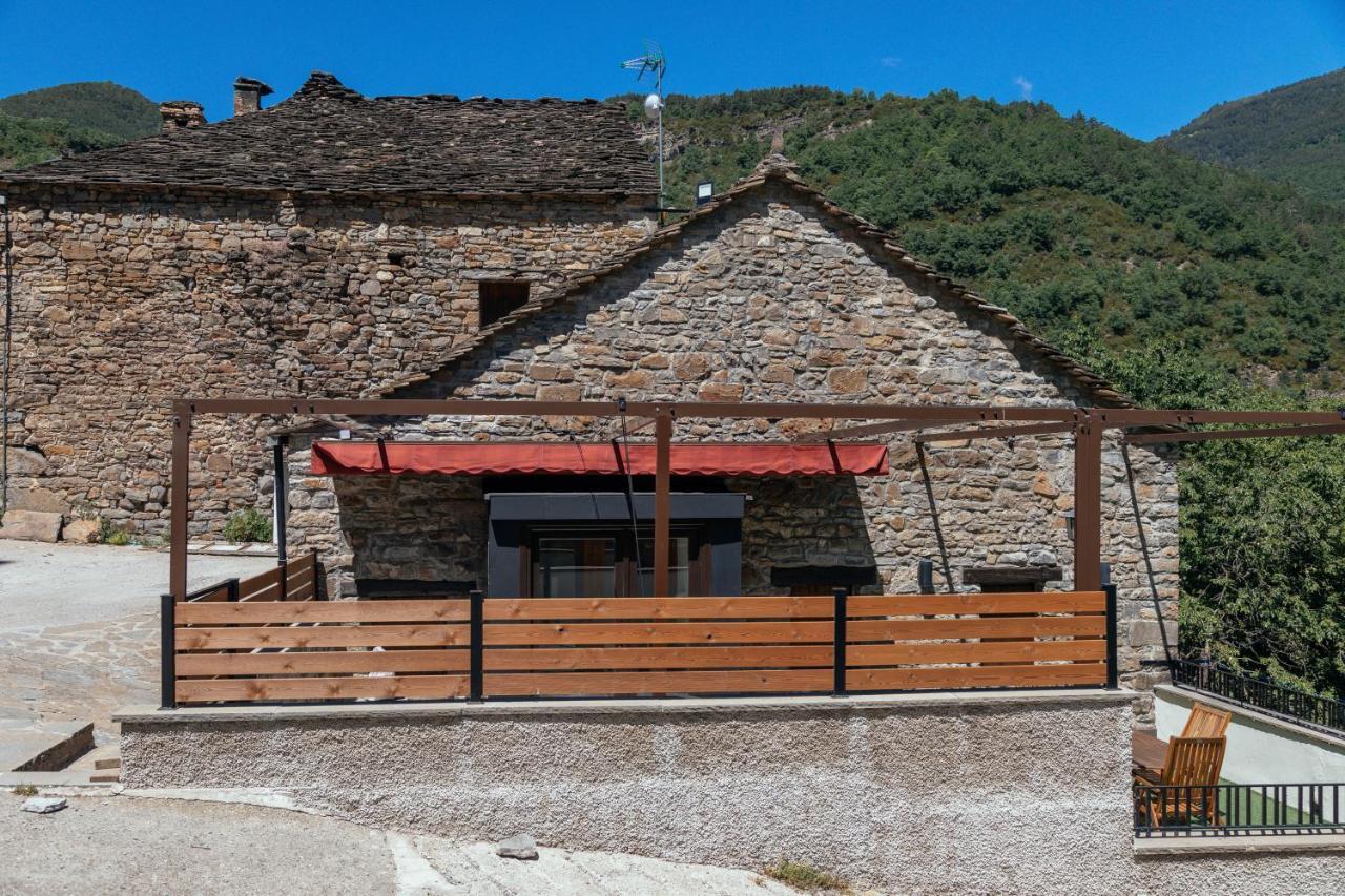 Affittacamere La Borda De Chelis Broto Esterno foto